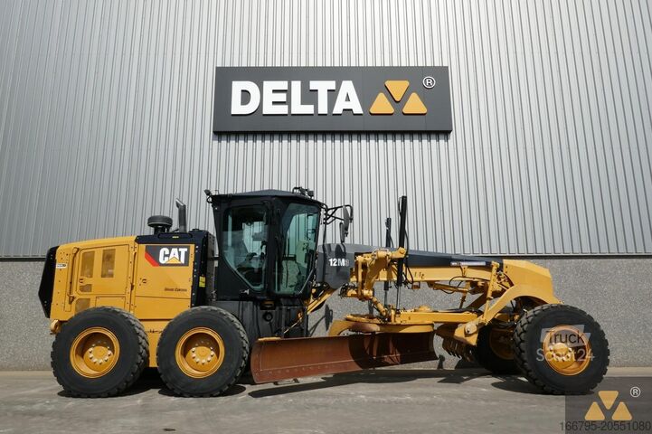 Grader Caterpillar 12M3