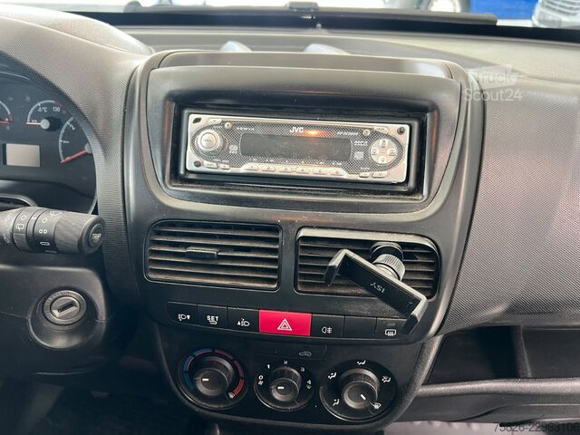 Skåpbil OPEL Combo D L2*Maxi*2.Hand*PDC*TÜV28/6*