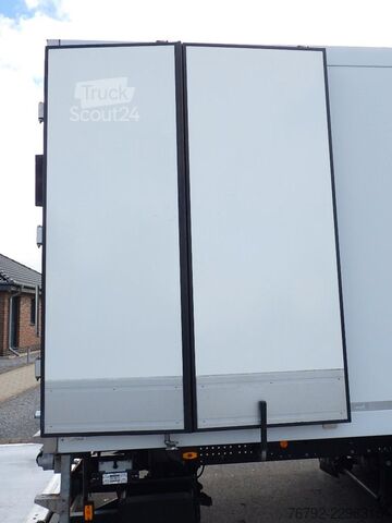 Caminhão frigorífico IVECO ML 160 E 28 P TK-Koffer 7,5m/LBW/Türen/AHK/Klima