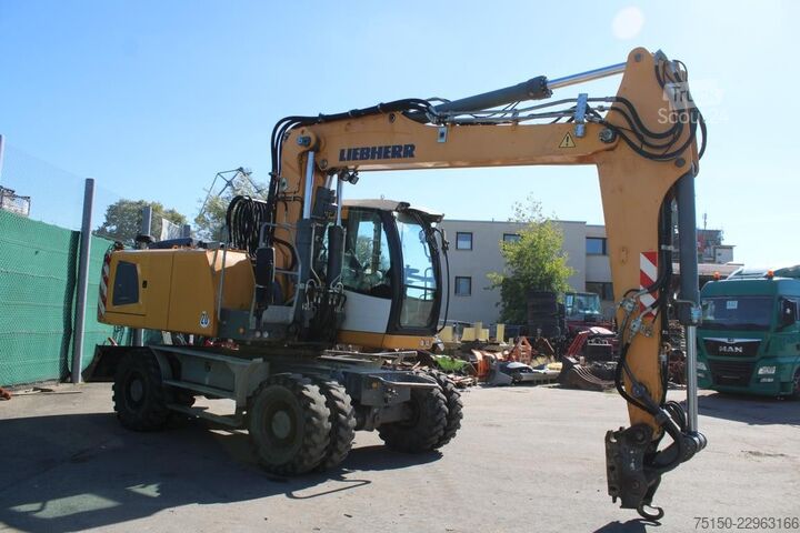 Kolesni bager LIEBHERR A 924 - Nr.: 385