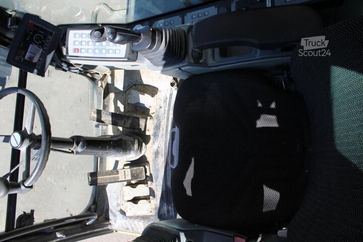 Kolesni bager LIEBHERR A 924 - Nr.: 385