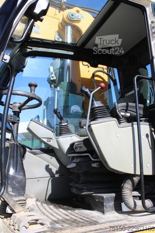 Kolesni bager LIEBHERR A 924 - Nr.: 385