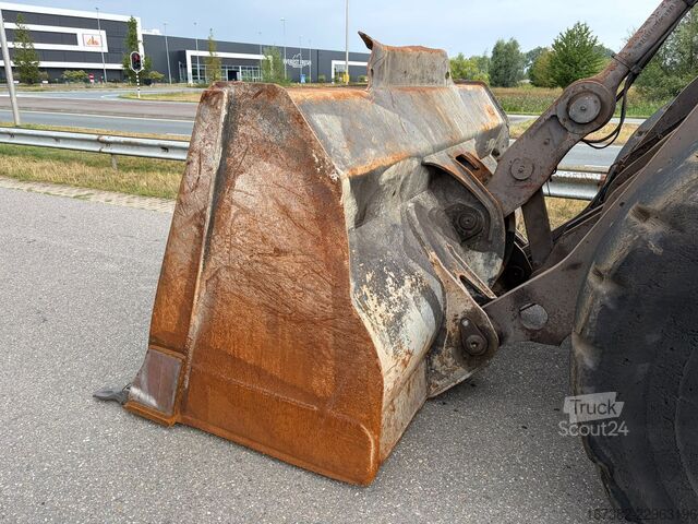 Utovarivač Volvo L150H