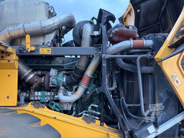 Utovarivač Volvo L150H