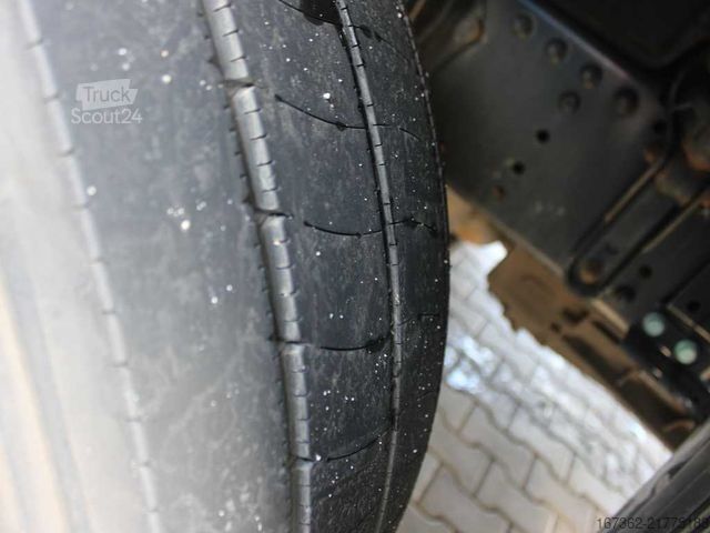 Valníkový nákladní automobil s plachtou MAN TGX 24.510, EURO 6, 6X2, NAVIGATION +  G.T.S.