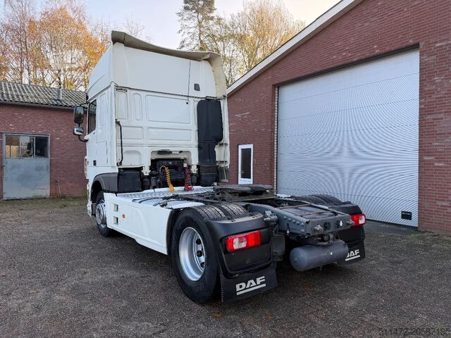 Standard-SZM DAF XF 106.460 / Super SpaceCab / Euro6 / 4x2 / 2x ...