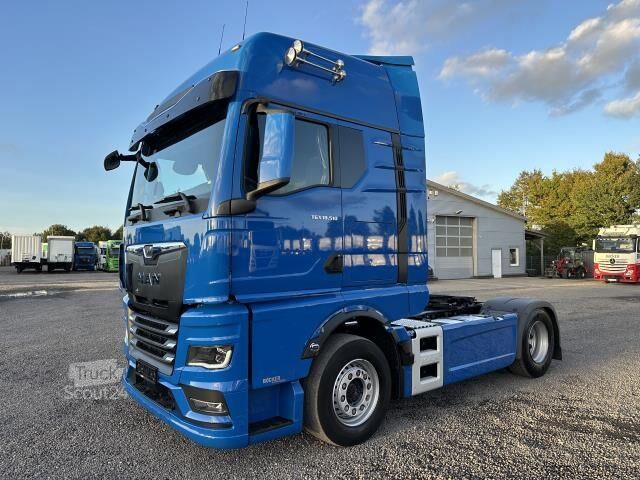 Τυπική μονάδα τράκτορα MAN 18.510 BLS TGX Intarder GX Navigation Standklima