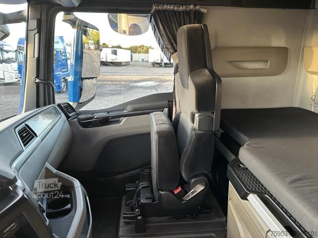 Τυπική μονάδα τράκτορα MAN 18.510 BLS TGX Intarder GX Navigation Standklima