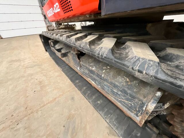 Excavadora Midi Kubota KX 080-4 A 2