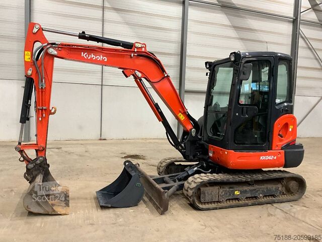 Mini ekskavatör Kubota KX 042-4