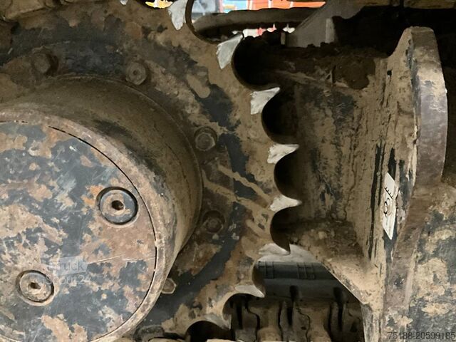 Мини багер Kubota KX 042-4