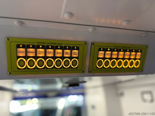 Feuerwehrfahrzeug MERCEDES-BENZ Sprinter III 519 CDI RTW/KTW*RETTUNGSFAHRZEUG*