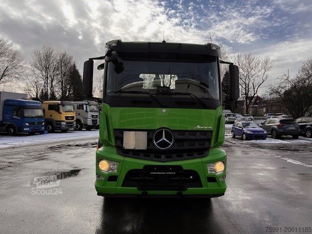 Haakarm vrachtwagen MERCEDES-BENZ Arocs 2643 Mit Meiller Abrollkipper Top