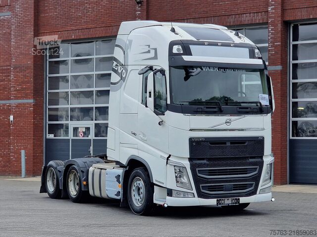 Padrão-SZM Volvo FH 13.540 Globetrotter 6x4 Lift axle - PTO/Hydr...