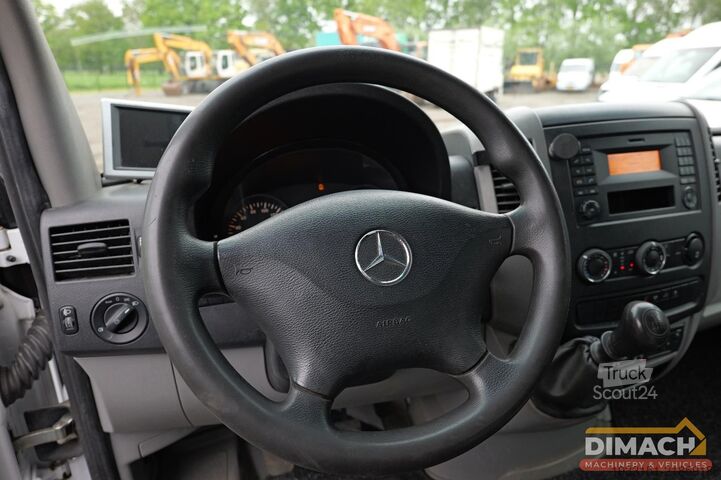 Delivery van Mercedes-Benz SPRINTER Bakwagen - Sprinter 516 - B rijbewijs ...