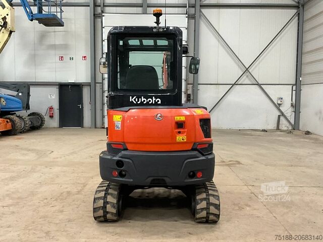 Minigraver Kubota KX 037-4