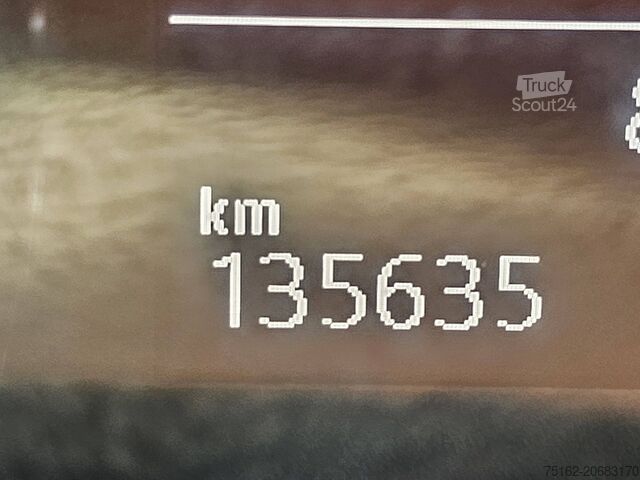 High-roof van VOLKSWAGEN TRANSPORTER 2.0 TDI L2H1 Navi Trekhaak