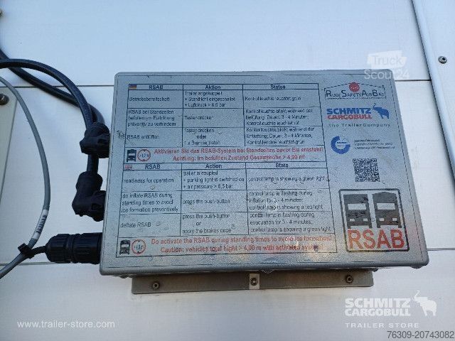 Отворено полуремарке с брезент Schmitz Cargobull Curtainsider Standard Getränke