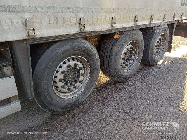 Отворено полуремарке с брезент Schmitz Cargobull Curtainsider Standard Getränke