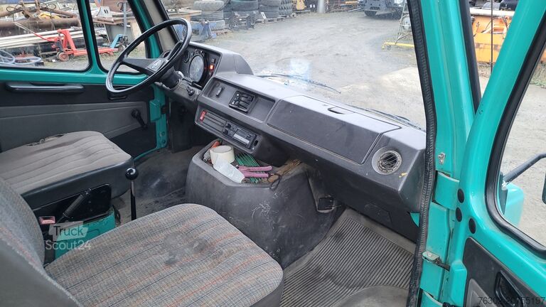 Platform vrachtwagen Mercedes-Benz 308 Doka Pritsche AHK