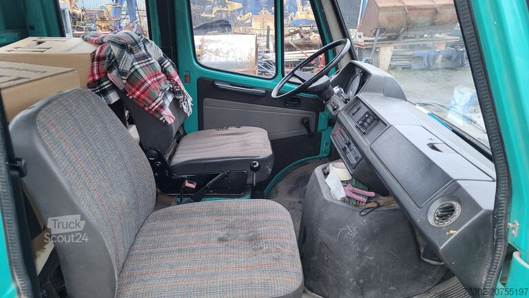 Platform vrachtwagen Mercedes-Benz 308 Doka Pritsche AHK