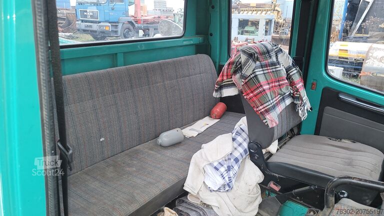 Platform vrachtwagen Mercedes-Benz 308 Doka Pritsche AHK