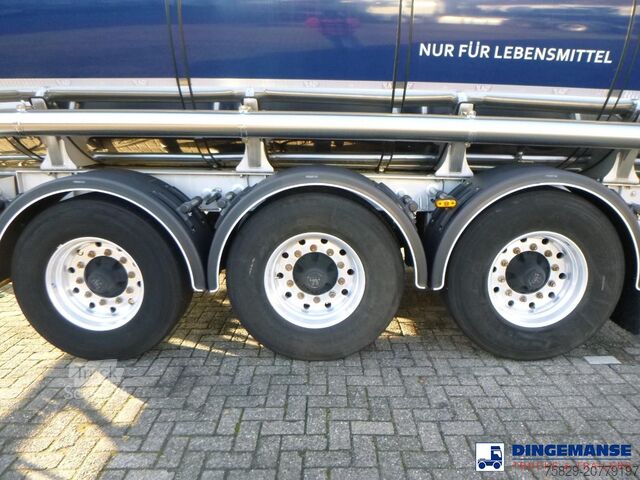 Réservoir L.A.G. Food tank inox 32 m3 / 3 comp + pump, steaming ...