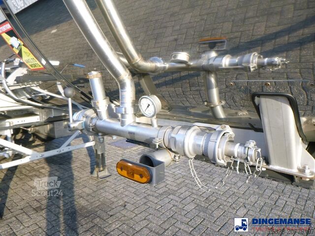 Réservoir L.A.G. Food tank inox 32 m3 / 3 comp + pump, steaming ...