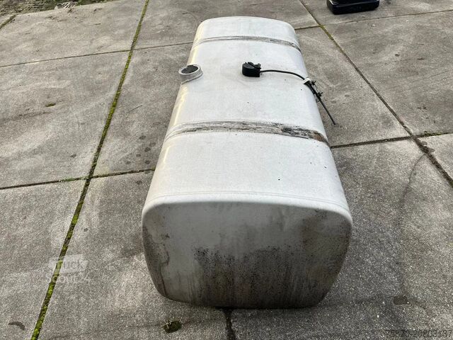 Brandstoftank DAF Brandstoftank Diesel 620L L:167 B:67 H:62