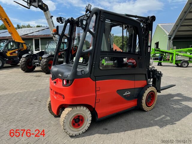 Frontgaffeltruck Linde E 50 HL 01