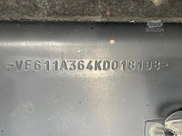 Standard-SZM Renault T480 vin: VF611A364KD018108,  2X FUEL TANK,