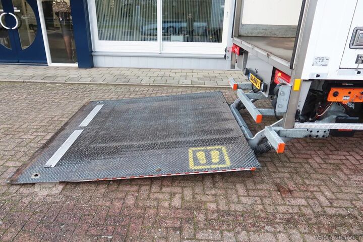 Mala Scania P320 4X2 Bak + Dhollandia klep 2000 kg  1x bed