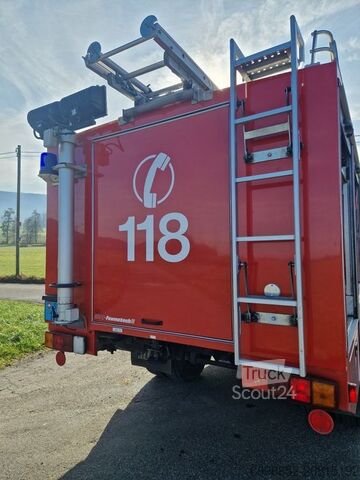 Hasičské auto Mercedes-Benz 917 A 4x4