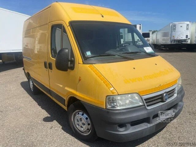 Bestelwagen Fiat Ducato Hoog lang,schuifdeur,trekhaak
