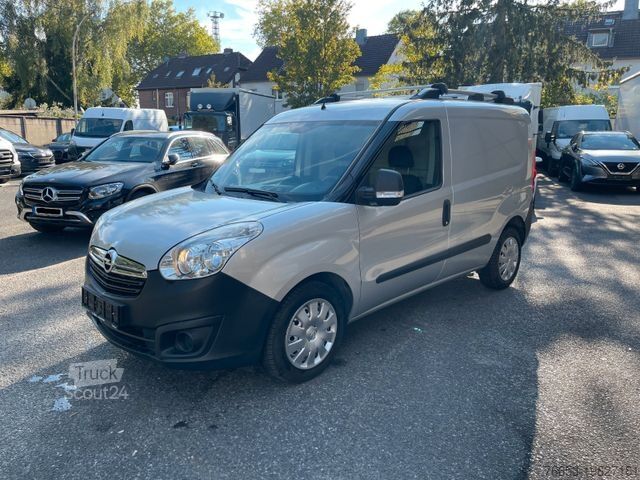 Furgão de painéis OPEL Combo 1,3l 70kw * Klima * 95005 km * PDC