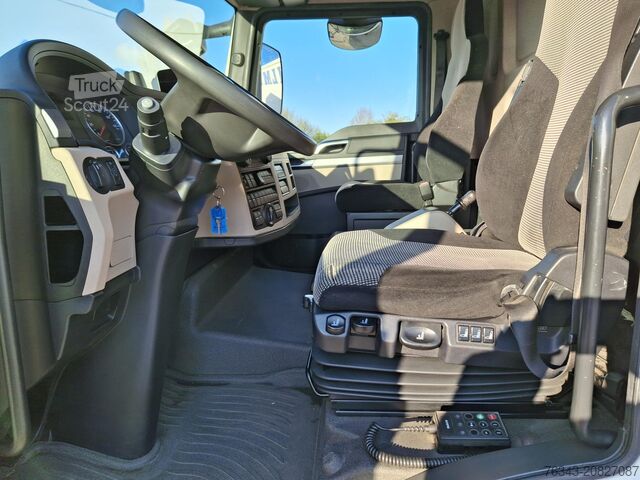 Tovorno vozilo s kesonom MAN TGL 12.220 BL - E6