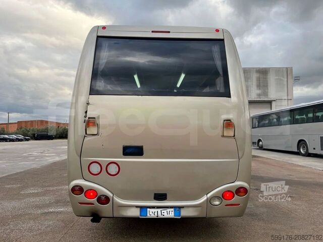 Autobus linee interurbane IVECO Mago2