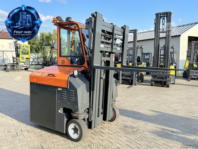 Dört yollu forklift Combilift CBE2500 TRIPLEX 4900 POSITIONER CABIN