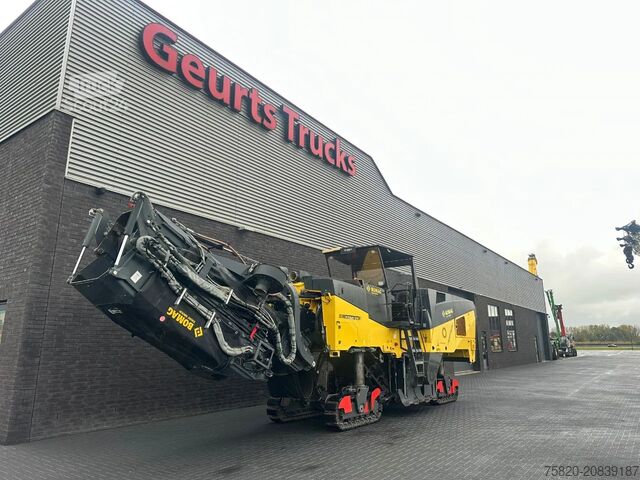 Asphalt milling machine Bomag BM 2200/75 ASFALTFREES / ASPHALT MILLING MACHIN...