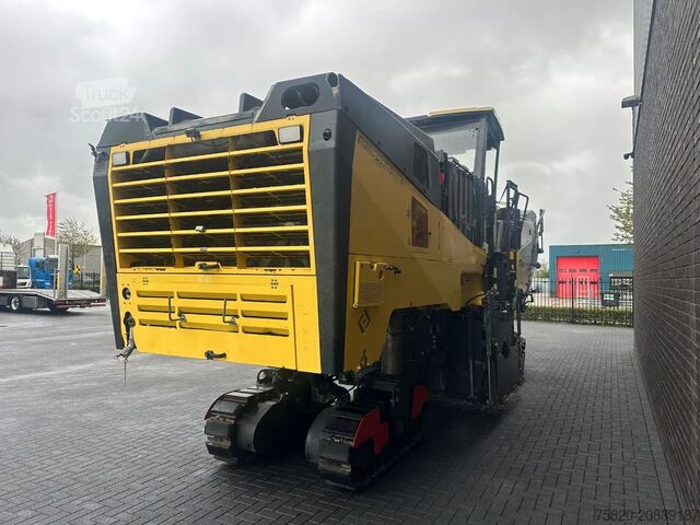 Asphalt milling machine Bomag BM 2200/75 ASFALTFREES / ASPHALT MILLING MACHIN...