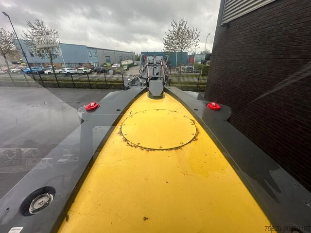 Asphalt milling machine Bomag BM 2200/75 ASFALTFREES / ASPHALT MILLING MACHIN...