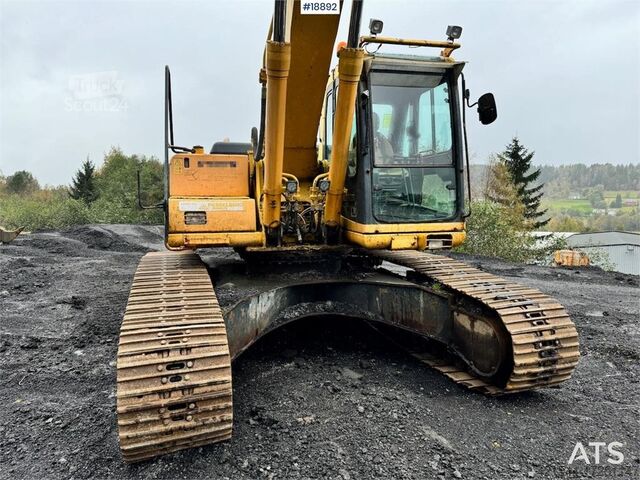 Gosenični bager Komatsu PC240LC-6K Crawler Excavator w/ Digging Bucket.