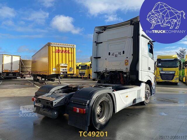 معيار SZM Mercedes-Benz Actros 1845