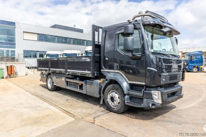 شاحنة قلابة VOLVO FL 290 - 21.000 KM