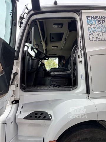 Samochód do przewozu napojów MERCEDES-BENZ Actros 2548L-/Lenk-Lift/Retarder/!