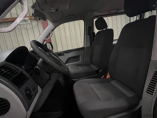 Minibusz VOLKSWAGEN T5 Kombi 2.0 Tdi Lang L2 9Sitzer Automatik Klima