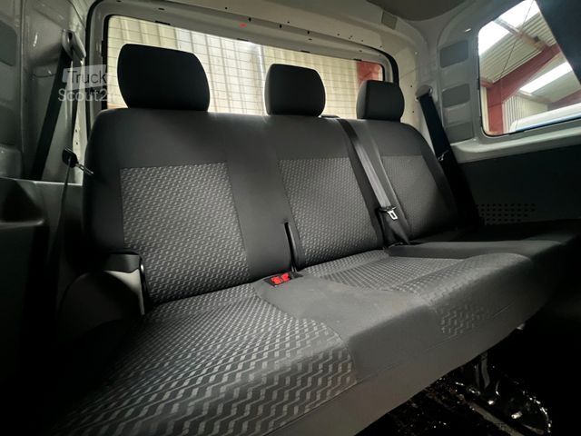 Minibusz VOLKSWAGEN T5 Kombi 2.0 Tdi Lang L2 9Sitzer Automatik Klima