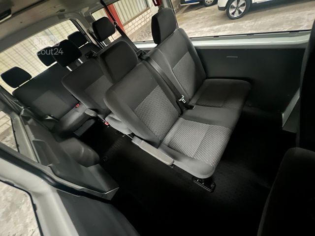 Minibusz VOLKSWAGEN T5 Kombi 2.0 Tdi Lang L2 9Sitzer Automatik Klima