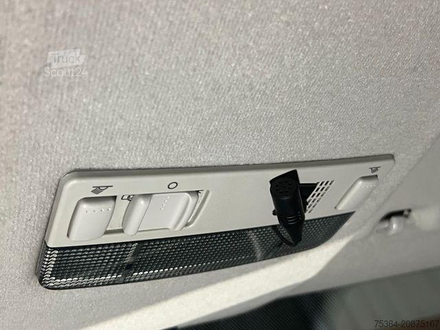 Minibusz VOLKSWAGEN T5 Kombi 2.0 Tdi Lang L2 9Sitzer Automatik Klima