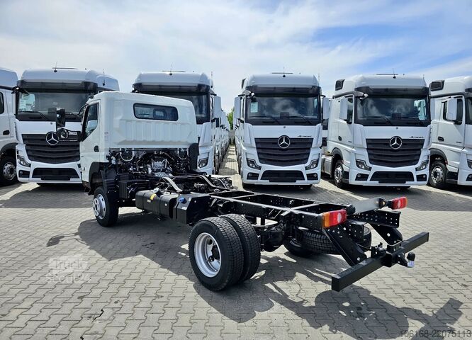 шасі вантажівки Fuso Canter 6C18 4x4 Fahrgestell